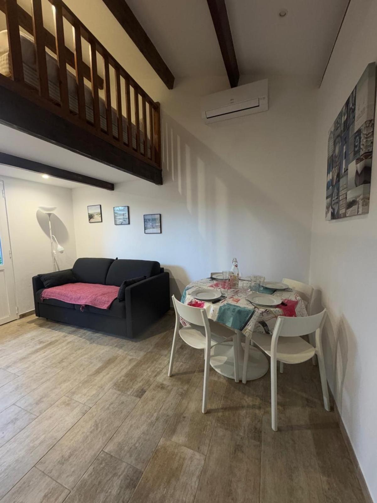 Le Club Des Cigales Apartment Hyères Exterior foto